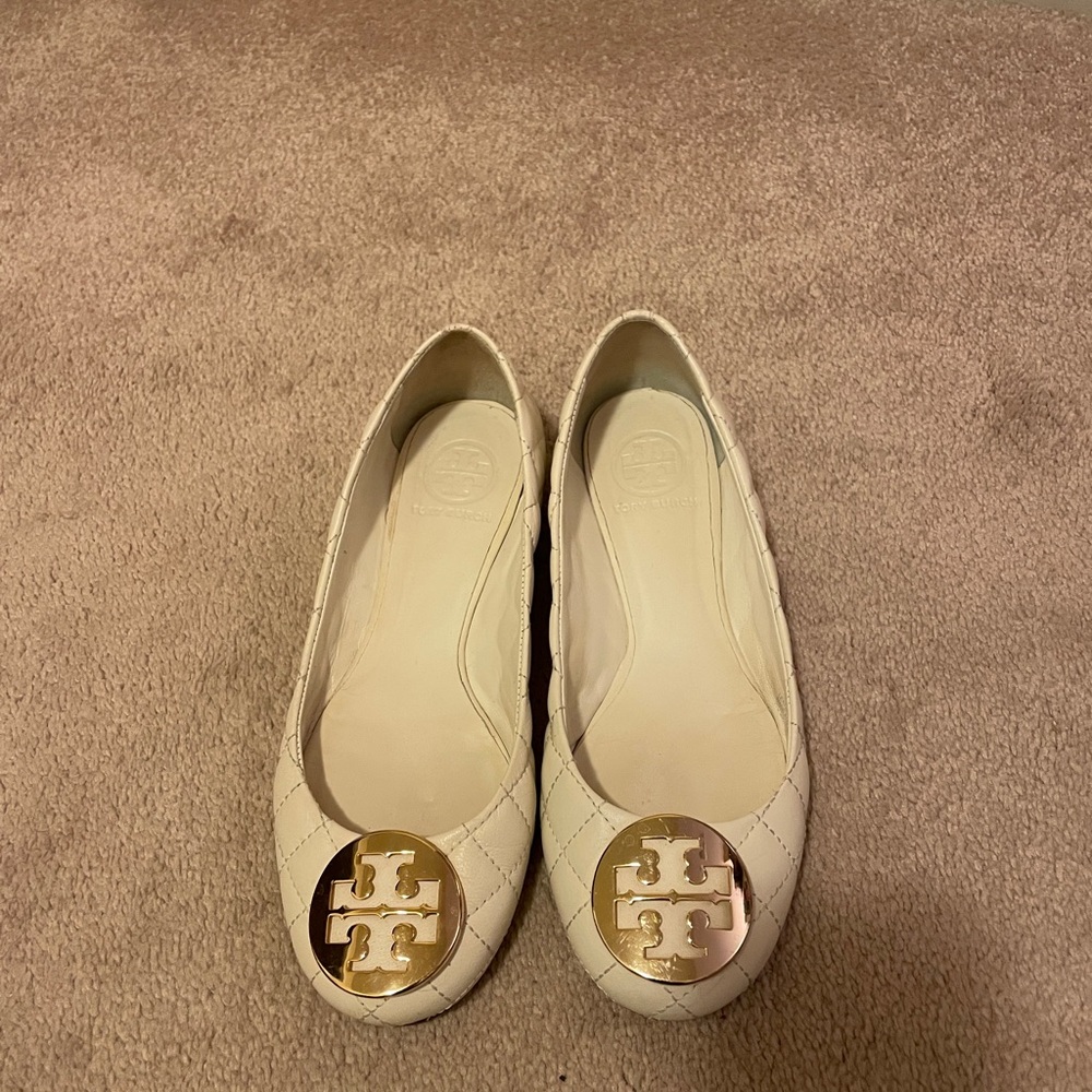 Tory Burch Women's White Quilted Flats